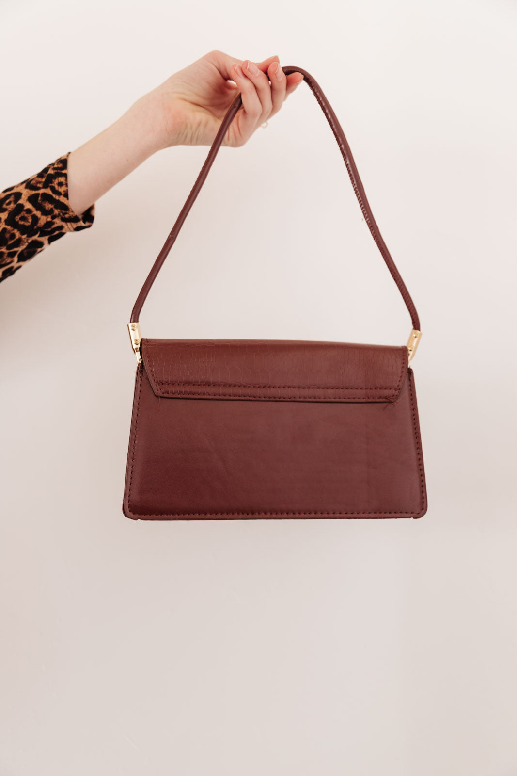 Chelsea Shoulder Bag in Brown