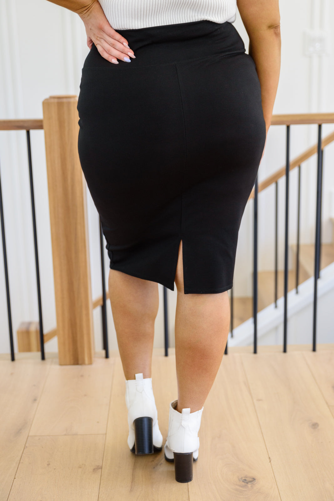 Forever N' Ever Pencil Skirt In Black