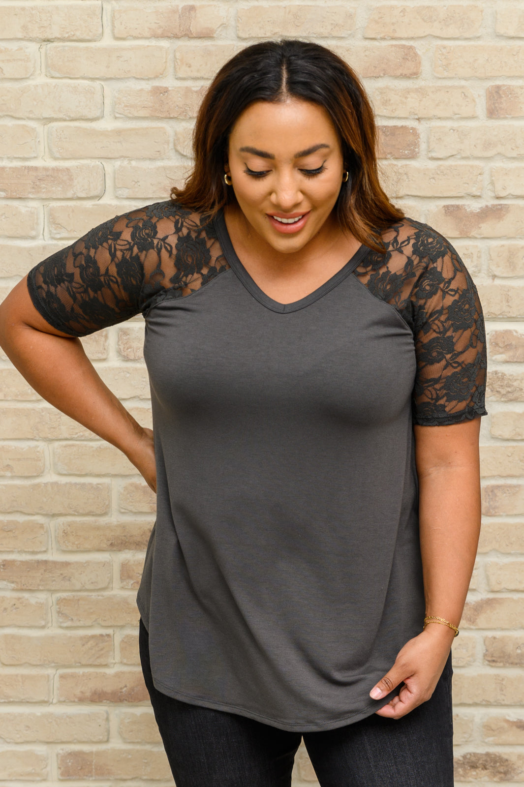 Lace Detail Short Sleeve Tee In Gray