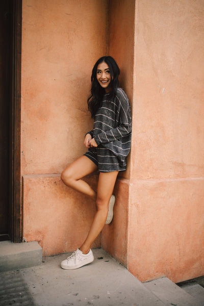 Lightweight Striped Shorts In Charcoal