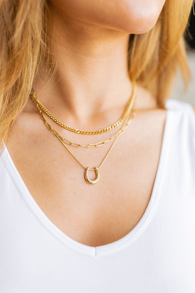 Lucky Horseshoe Pendant Necklace