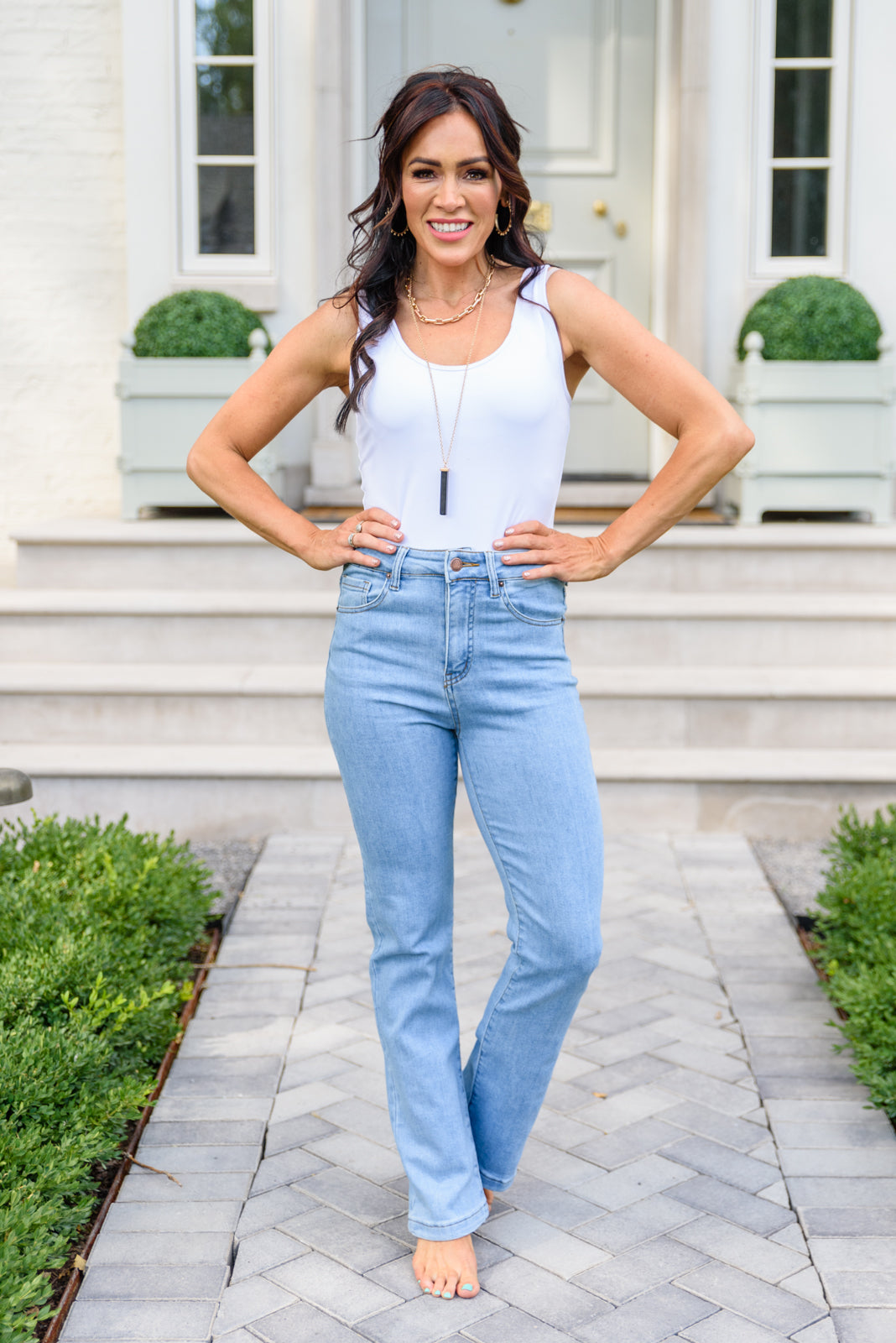 Rylee 90s High Rise Straight Leg Jeans