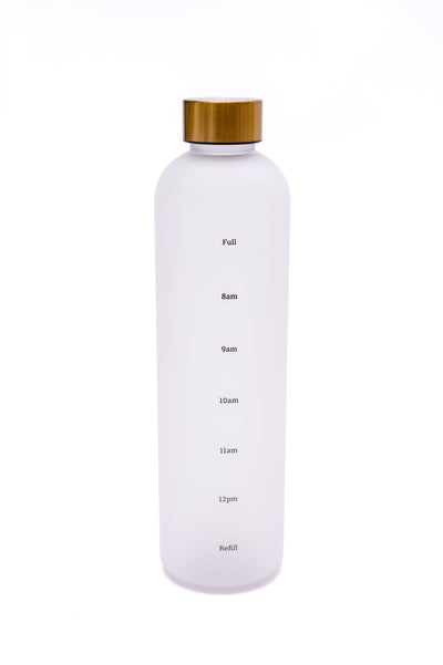 Sippin' Pretty 32 oz Translucent Water Bottle in White & Gold