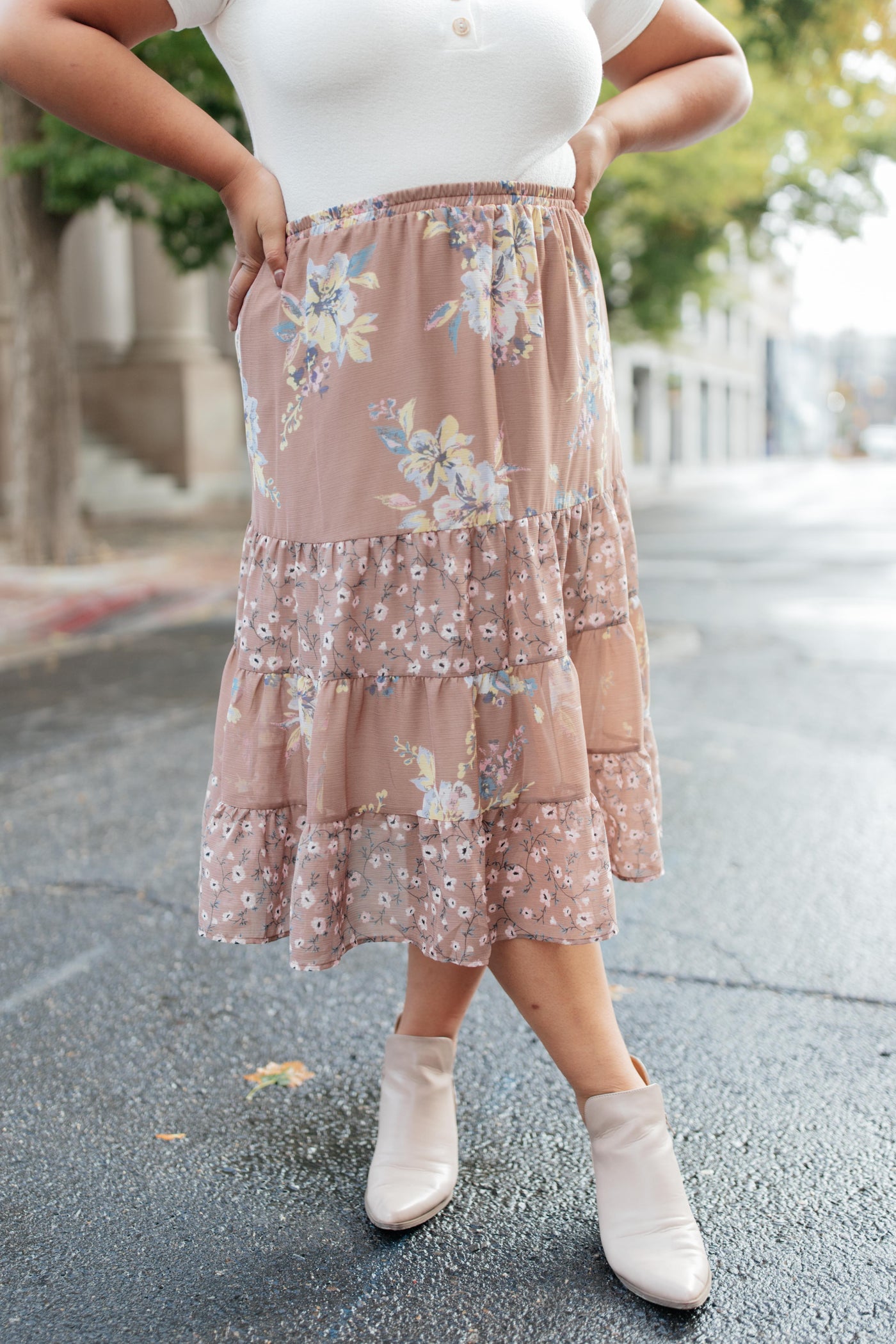 Zoe Floral Midi Skirt in Mocha