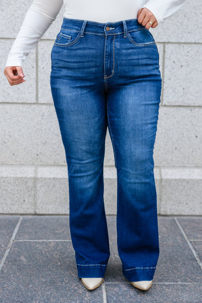 Zoey Flare Jeans